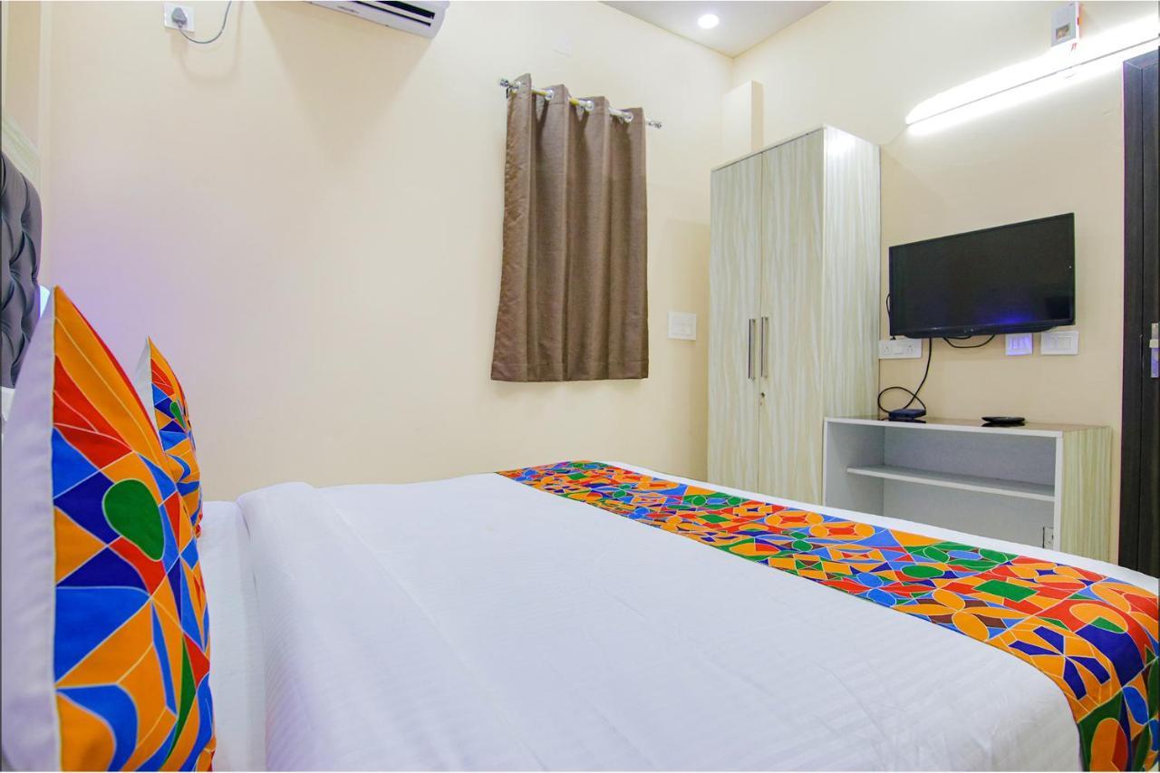Fabhotel Ashok Vihar - Nr North Campus, Delhi University New Delhi Exterior photo